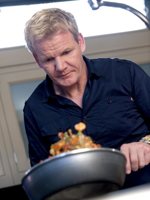 Gordon Ramsay in Gordon Ramsay: Cookalong Live (2009)