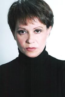 Adriana Barraza Picture