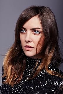 Jessica Stroup Picture