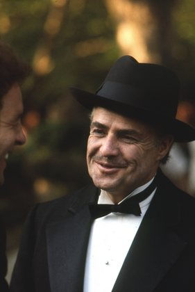 Pictures & Photos of Marlon Brando - IMDb