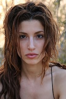 Tania Raymonde - IMDb
