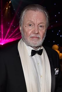 Jon Voight Picture