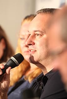 Matthew Lessall Picture