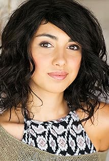 Alexa Mansour - IMDb