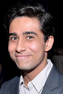 Suraj Sharma Picture