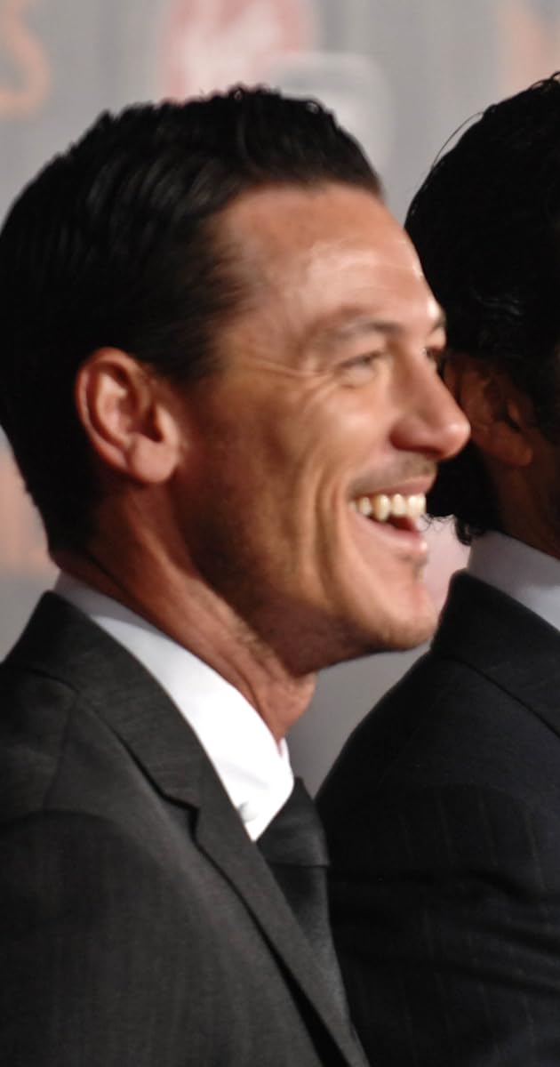 Pictures & Photos of Luke Evans IMDb