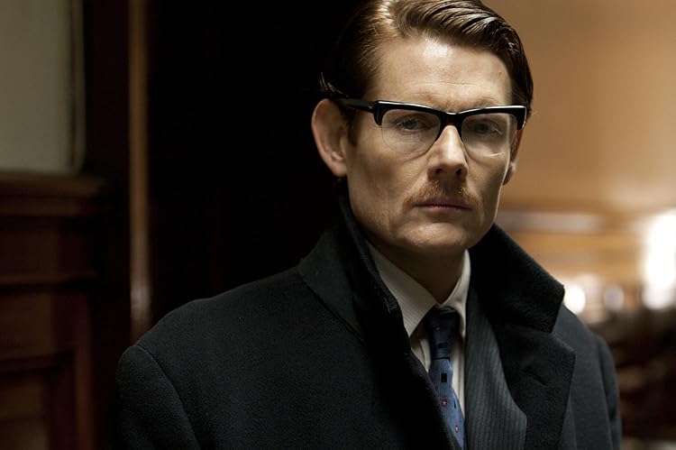 MV5BODMwOTYxMDEzMl5BMl5BanBnXkFtZTcwMjkyODU3OA@@