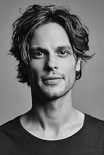 Matthew Gray Gubler Picture