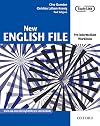 New English File: Pre-intermediate Level: Workbook (French Edition)