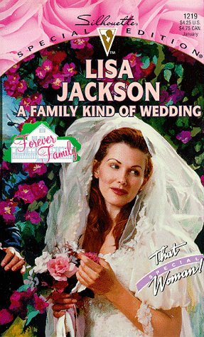 A Family Kind of Wedding book cover