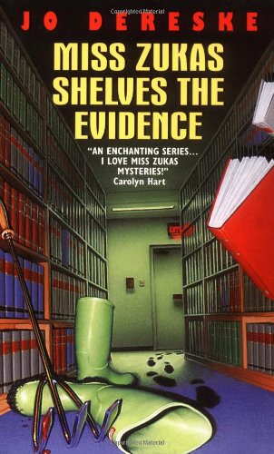 Miss Zukas Shelves the Evidence cover