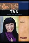 Amy Tan: Author and Storyteller (Signature Lives: Modern America)