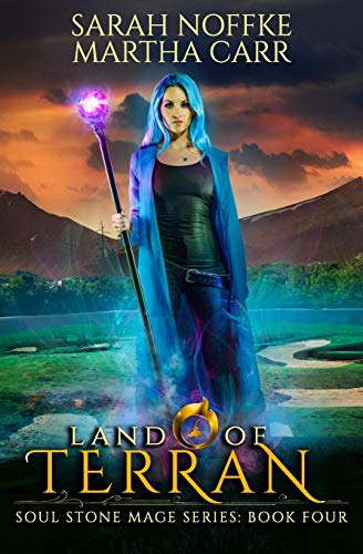 Land Of Terran (By: Sarah Noffke,Martha Carr) cover