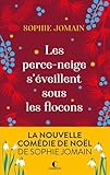 Les perce-neige s'éveillent sous les flocons