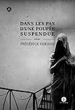 Dans les pas d'une poupée suspendue