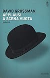 Applausi a scena vuota