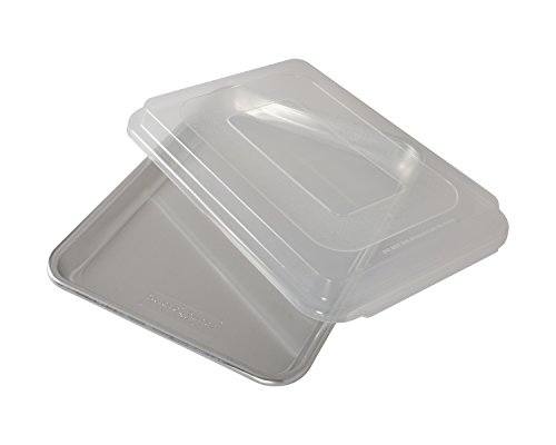 Nordic Ware Naturals Quarter Sheet with Lid