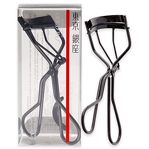Shiseido Eyelash Curler - Crimps & Curls Lashes for Perfect, Eye-Framing Fringe - Gentle & Safe - Includes Replacement Pad