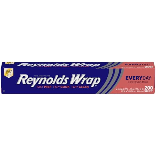 Reynolds Wrap Everyday Strength Aluminum Foil Roll, Freezer Safe and Grill Safe, Great for Foil Packets and Home Cooking, 12 Inches Wide, 200 Total Sq. Ft.