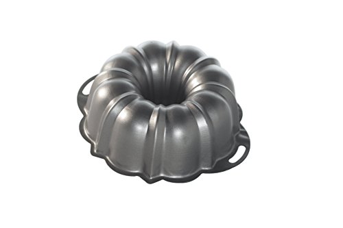 Nordic Ware Platinum Collection Original Bundt Pan 10-Cup
