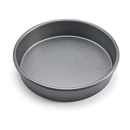 Chicago Metallic Commercial II 9-Inch Non-Stick Round Cake Pan