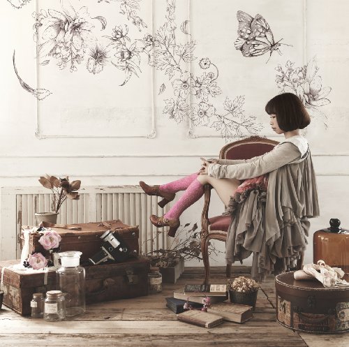 ビードロ模様 jacket from amazon