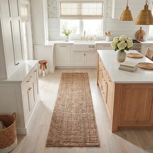 SAFAVIEH Natural Fiber Collection Runner Rug - 2'6" x 6', Natural Brown, Handmade Jute, Farmhouse Style, Chunky Textured Thick Pile (NF447A)
