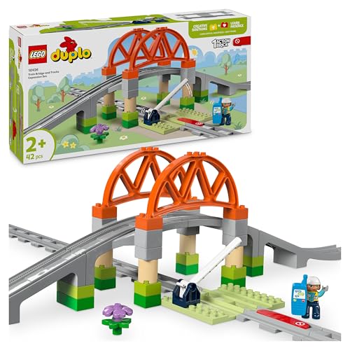 (-32%) LEGO DUPLO Eisenbahnbrücke und Schienen – Erweiterungsset - Lernspielzeug für Kleinkinder – inkl. 8 Gleisstücke, Brücke, Schranke & Aktionsstein – Geschenk für Jungen & Mädchen ab 2 Jahren - 10426