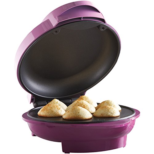 Brentwood Mini Cupcake Maker and Machine A small appliance that makes 7 mini