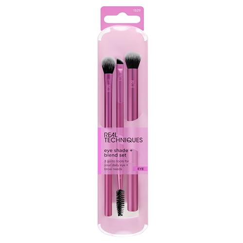 Real Techniques Eye Shade & Blend Makeup Brush Trio, For Eyeshadow & Liner, Makeup Tools for Shaping & Grooming Brows, Defined Makeup Look, Synthetic Bristles, Vegan & Cruelty-Free, 3 Count