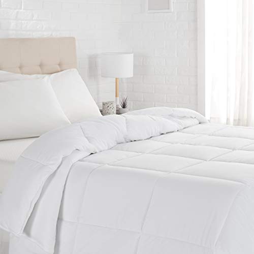 Amazon Basics White Down Alternative Comforter and Duvet Insert with Corner Tabs (Full/Queen, Light)