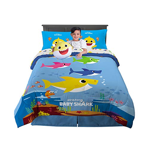 baby shark comforter set