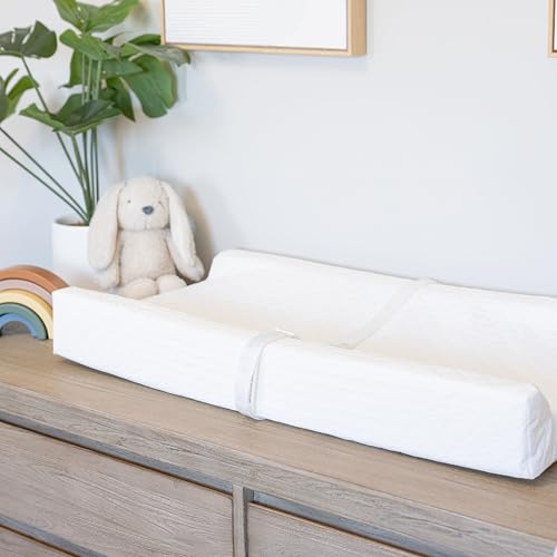 Regalo Baby Basics Non-Slip Infant Changing Pad with Patented Easy-Grip System – Water Resistant Cover, Compatible with Standard Changing Pad Covers and Dressers, Safe and Secure, White