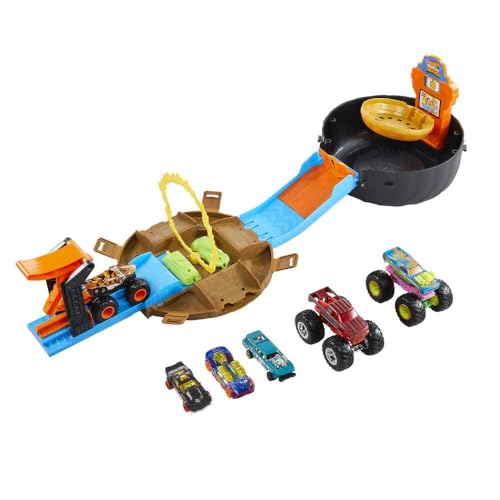Hot Wheels Toy Monster Trucks Playset, Tire-Shaped Case Transforms into Race Course, 3 Trucks & 4 Cars in 1:64 Scale, Stunt Tire (Amazon Exclusive)
