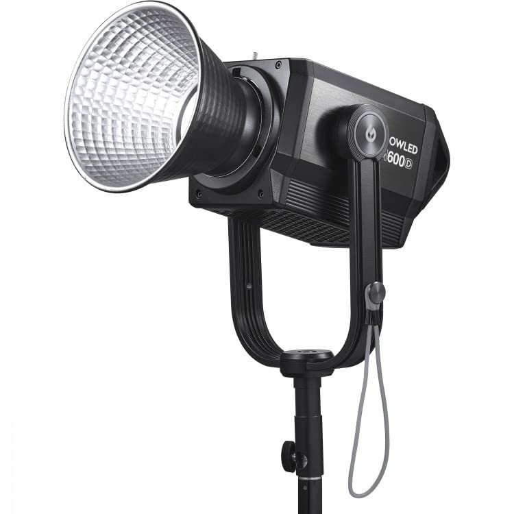 Godox M600D LED Video Light, KNOWLED Vdier Light 740W 5600K 164000LUX CRI 96+ TLCI 97+, Built-in FX Effects for Film Shooting, Portrait, Wedding, Outd
