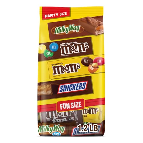 M&M'S, SNICKERS & MILKY WAY Fun Size Chocolate Candy Variety Pack, Assorted Chocolate Candy Variety Pack for Halloween, Party Size, 19.2 Oz Bulk Bag