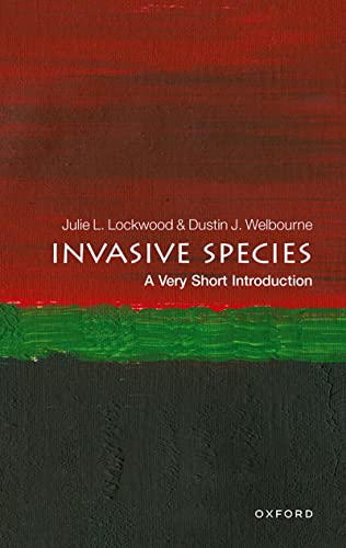 Invasive Species (By: Julie Lockwood,Dustin J. Welbourne) cover