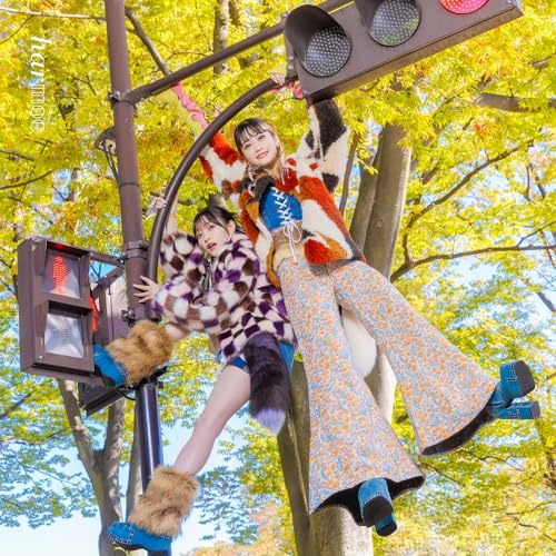 ふわふわpartyつられてhappy ［CD+Blu-ray Disc+ブックレット］＜初回限定盤＞ jacket from amazon