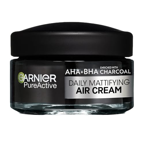 Garnier Pure Active AHA+BHA Charcoal Daily Mattifying Air Face Cream, 3 in 1 action, Hydrates + Controls Oil + Visibly Reduces Blemishes. Suitable for Sensitive Skin, Cruelty Free, Vegan, 50ml