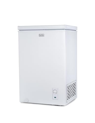 BLACK+DECKER 2.0 Cu. Ft. Compact Chest Freezer, Deep Freezer Holds Up To 70 Lbs. of Frozen Food, Removable Storage Basket, Manual Defrost, White