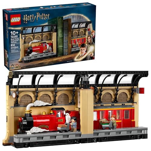 LEGO Harry Potter Book Nook: Hogwarts Express product image