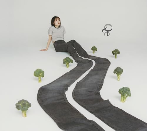 AZUSA TADOKORO 10th Anniversary Best Album Qe jacket from amazon