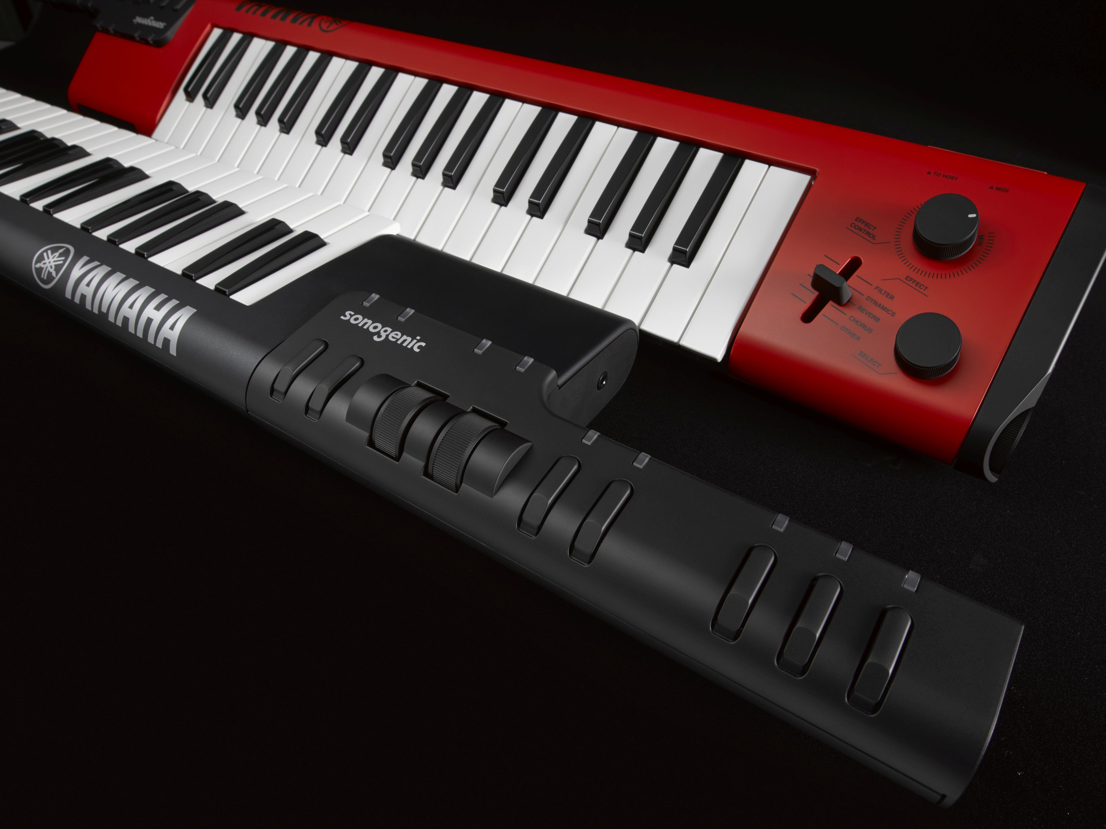 Amazon.co.jp ヤマハ（鍵盤楽器・電子キーボード） ショルダーキーボード