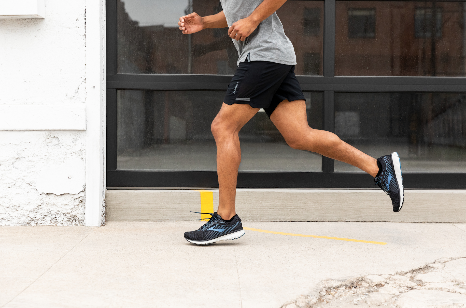 Amazon.ca Brooks Mens Running Shoes