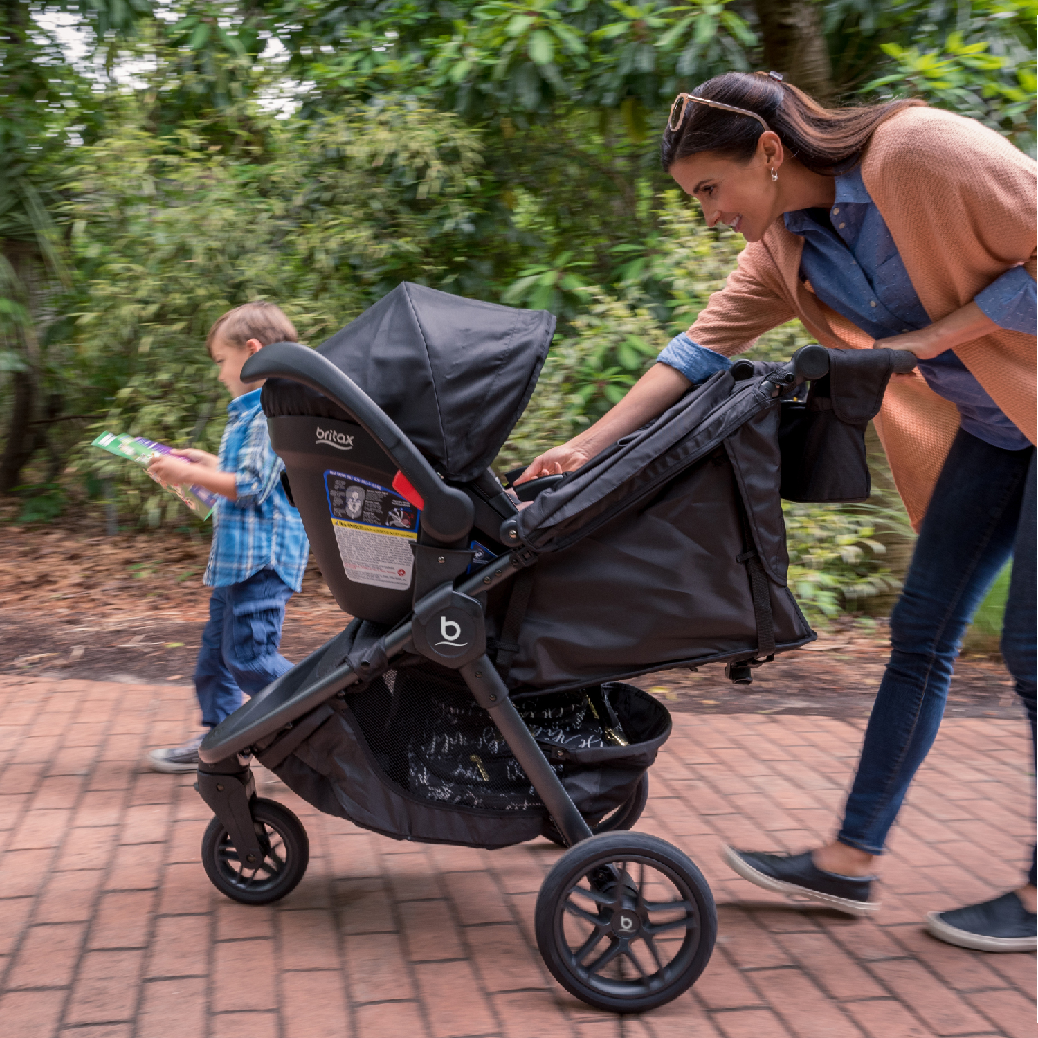 britax one4life clicktight all in one convertible car seat Britax One4Life Slim ClickTight All-in-One Car Seat, 2024, Raven Black main image 0