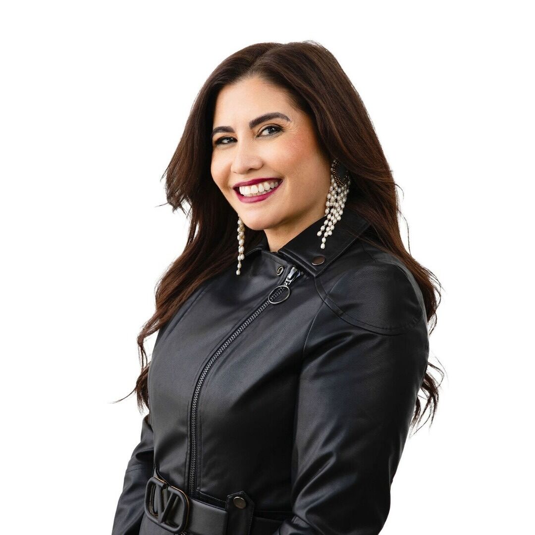 Jen Kem – Audio Books, Best Sellers, Author Bio | Audible.com