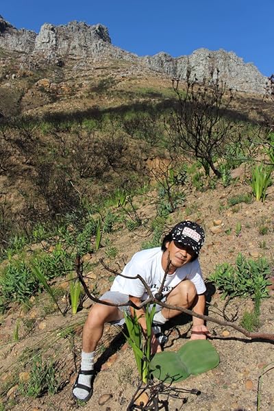 ティランジア エアプランツ栽培図鑑 アクアライフの本 藤川史雄 本 通販 Amazon