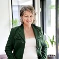 Dana Thomson