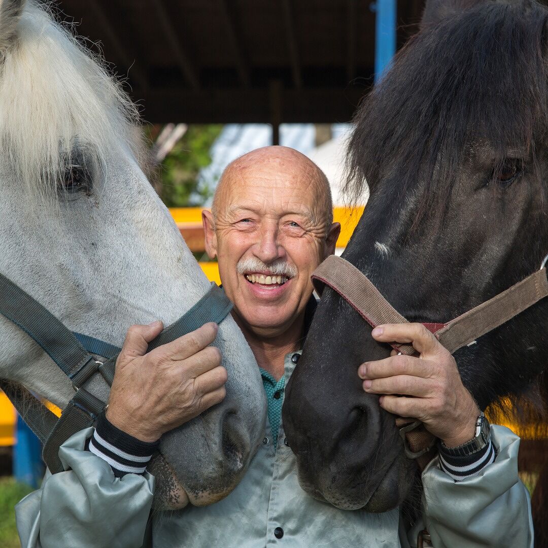 Jan Pol – Audio Books, Best Sellers, Author Bio