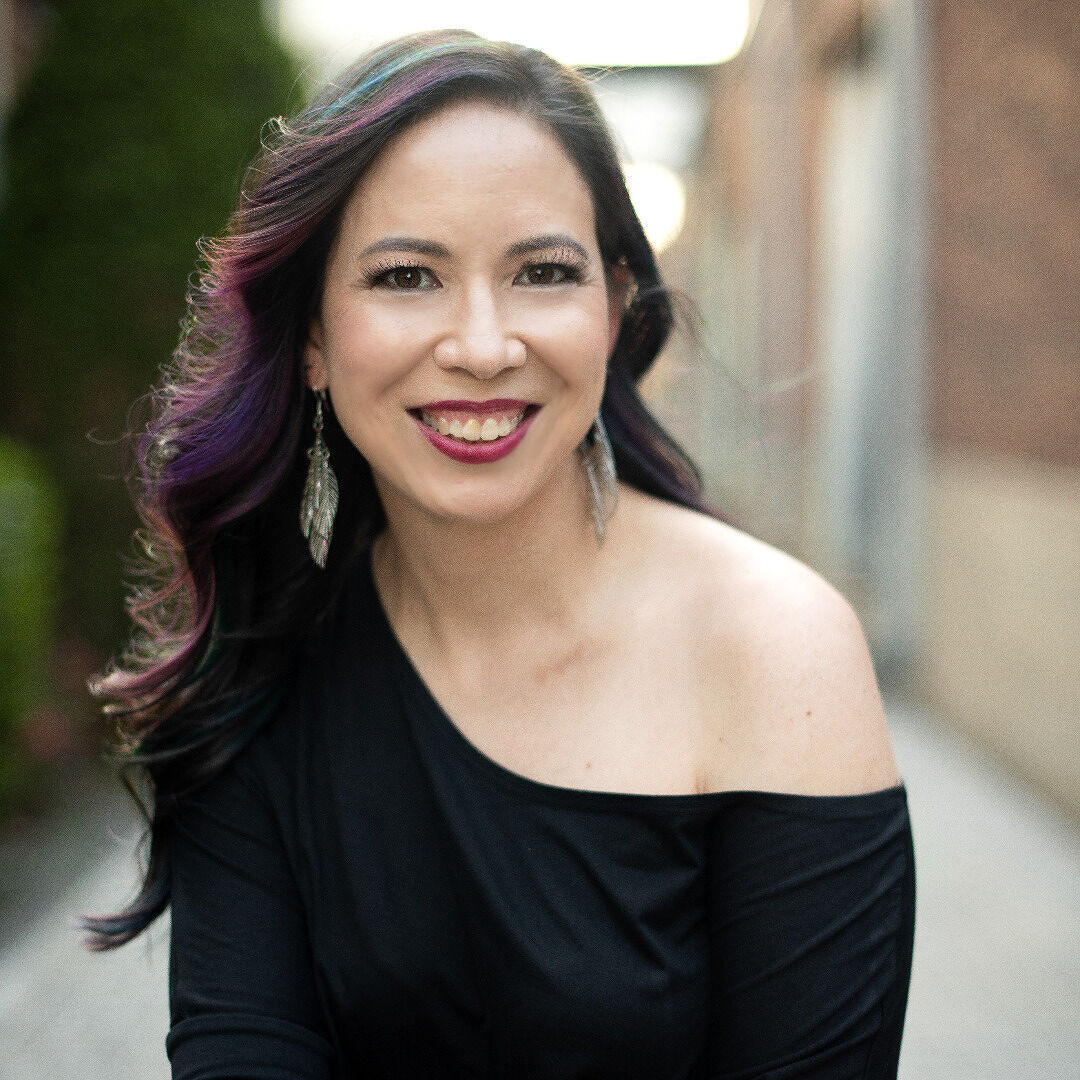 Lauren Thoman - Audio Books, Best Sellers, Author Bio Audible.com.